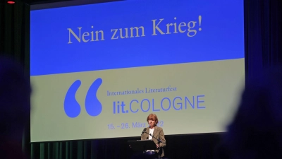 Die Kölner Oberbürgermeisterin Henriette Reker eröffnet die Lit.Cologne. (Foto: Oliver Berg/dpa)