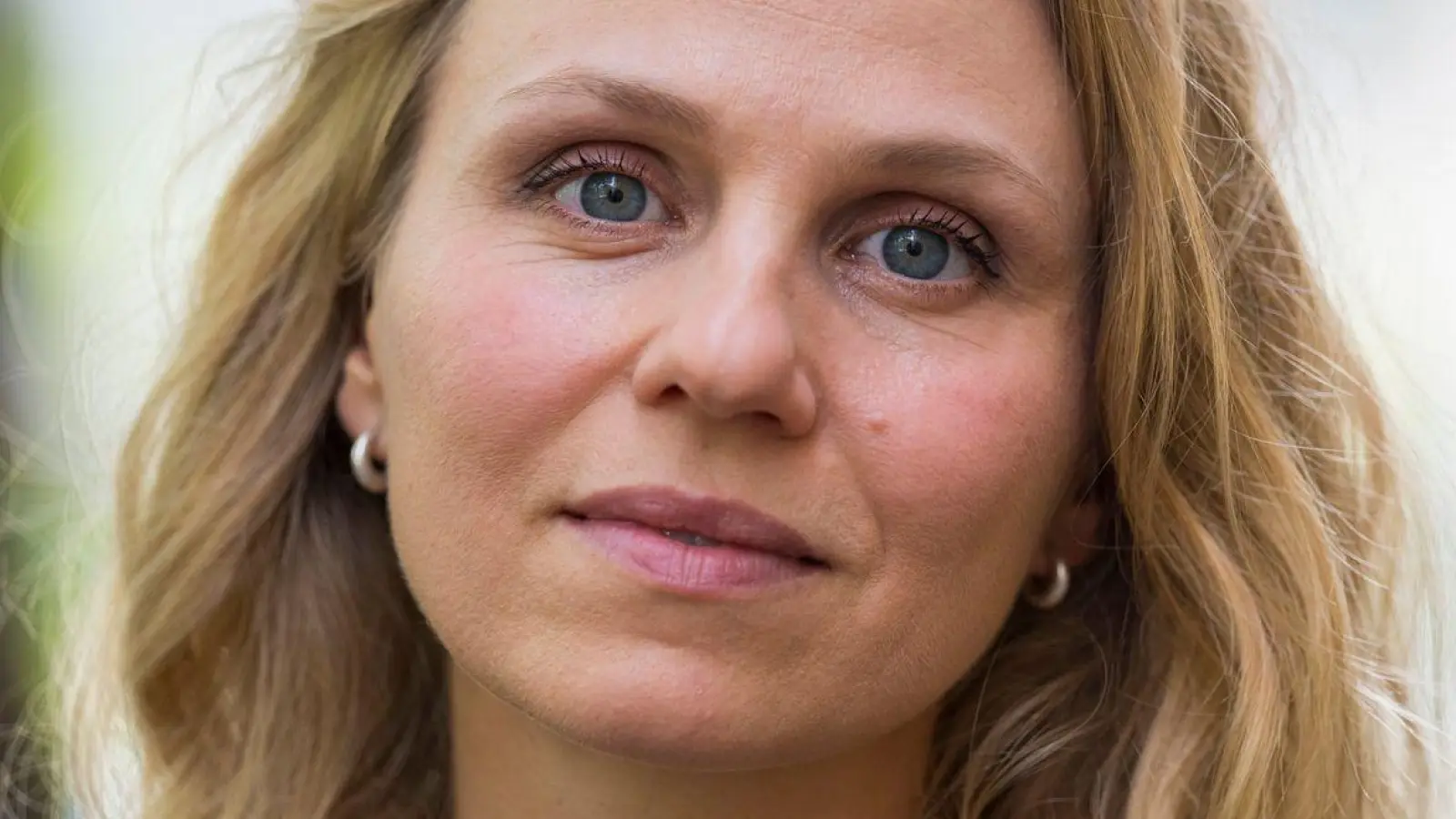 Schauspielerin Teresa Rizos wurde bereits Opfer eines sexualisierten Deepfakes. (Foto: Peter Kneffel/dpa)
