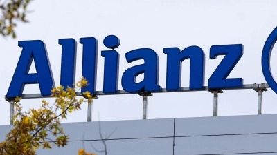 Ein Schild mit der Aufschrift „Allianz“ ist an einem Standort des Versicherungsunternehmens zu sehen. (Foto: Sven Hoppe/dpa)