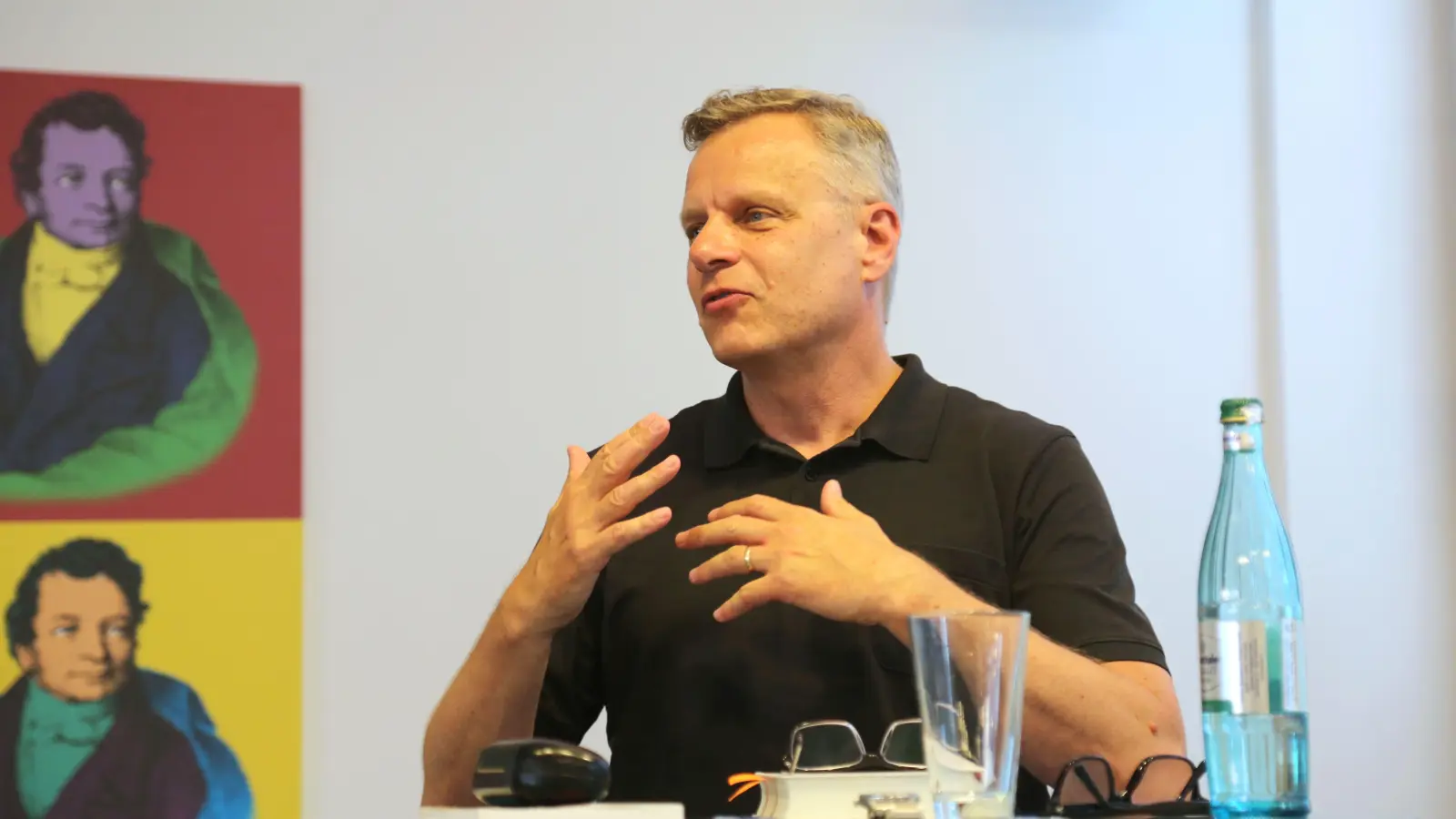 Georg M. Oswald ist für gute Kommunikation. (Foto: Martina Kramer)