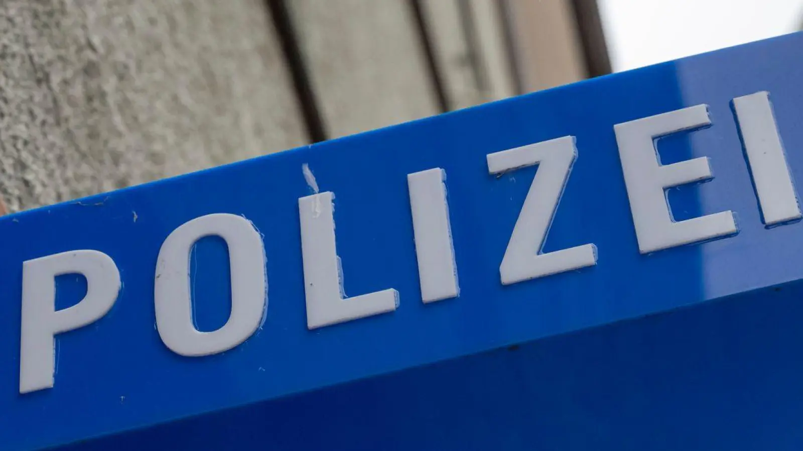 Die Kriminalpolizei ermittelt weiter. (Symbolbild) (Foto: Peter Kneffel/dpa)