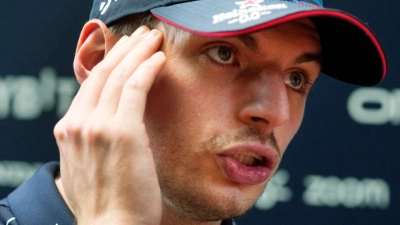 Trotz etwas Mühe ließ Red-Bull-Pilot Max Verstappen die Konkurrenz wieder hinter sich. (Foto: Wilfredo Lee/AP)