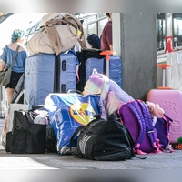 Die Störung im Bahnverkehr konnte gegen 0.30 Uhr behoben werden. Seither rollen die Züge wieder. (Foto: Jason Tschepljakow/dpa)