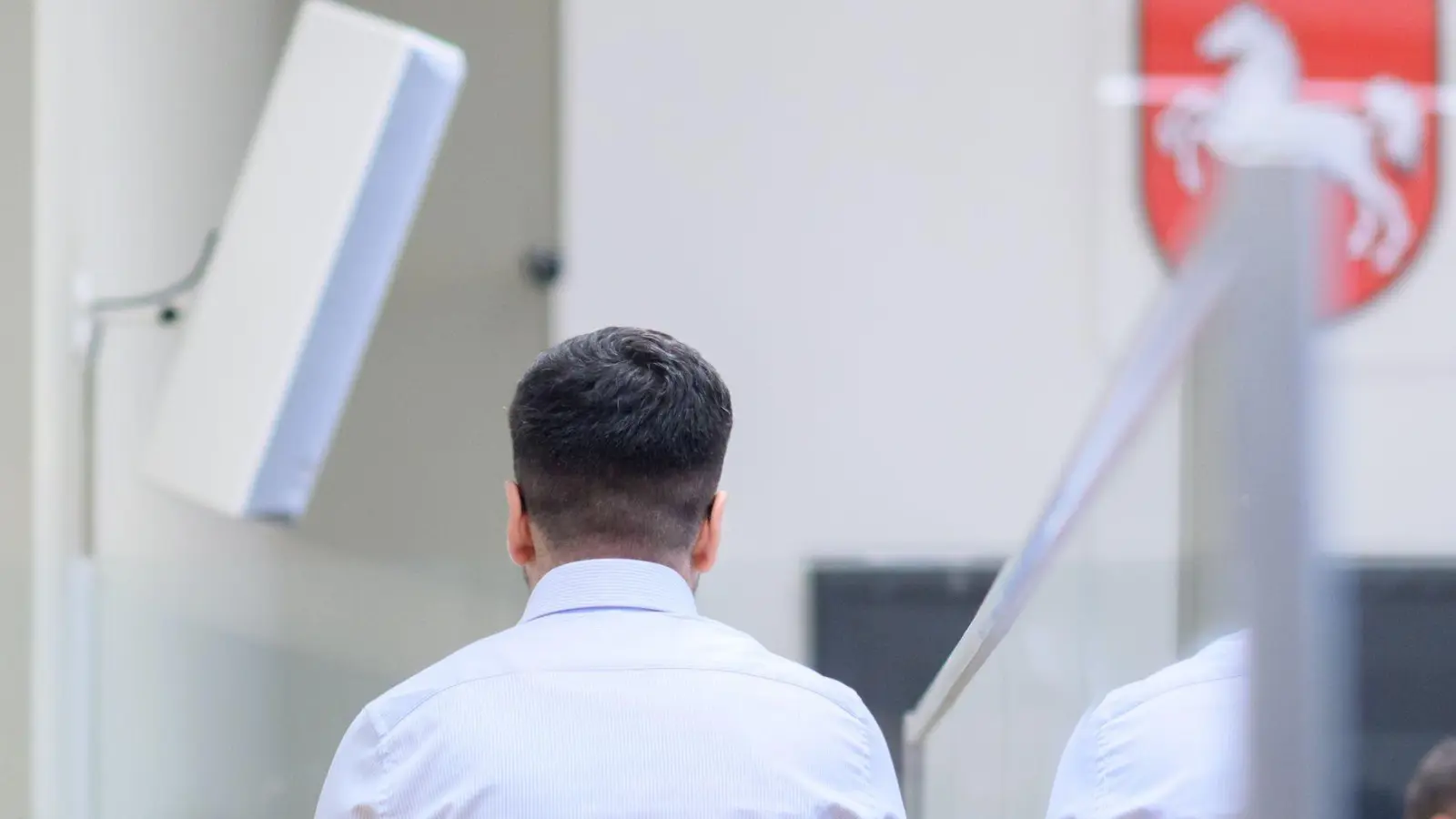 Nach langem Prozess: Staatsanwalt wird wegen Geschäften mit einer Drogenbande verurteilt. (Archivbild) (Foto: Julian Stratenschulte/dpa)