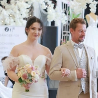 Auf der Hochzeitsmesse können künftige Brautpaare die Gelegenheit nutzen, um auf circa 40 Anbieter und Dienstleister rund um das Thema Heiraten zu treffen. (Foto: Martin Heinrich)