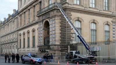Weist nach dem Kunstraub im Louvre eine neue Spur nach Belgien? (Archivbild) (Foto: Dimitar Dilkoff/AFP/dpa)
