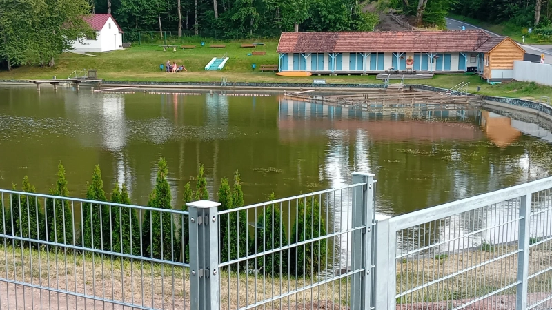Die Badestelle am Fischhaus soll in den kommenden Jahren schrittweise weiterentwickelt und insbesondere für Familien noch attraktiver gestaltet werden. (Foto: Susanne Landgraf)