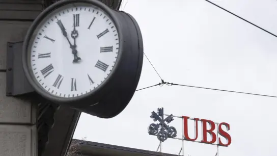 Die Schweizer Großbrank UBS übernimmt die angeschlagene Credit Suisse. (Foto: Ennio Leanza/KEYSTONE/dpa)
