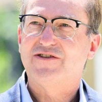 Auch beim Besuch des Kloster Ettals muss sich Bundesinnenminister Alexander Dobrindt (CSU) mit Fragen zur Abschiebepolitik des Bundes auseinandersetzen.  (Foto: Lukas Barth-Tuttas/dpa)