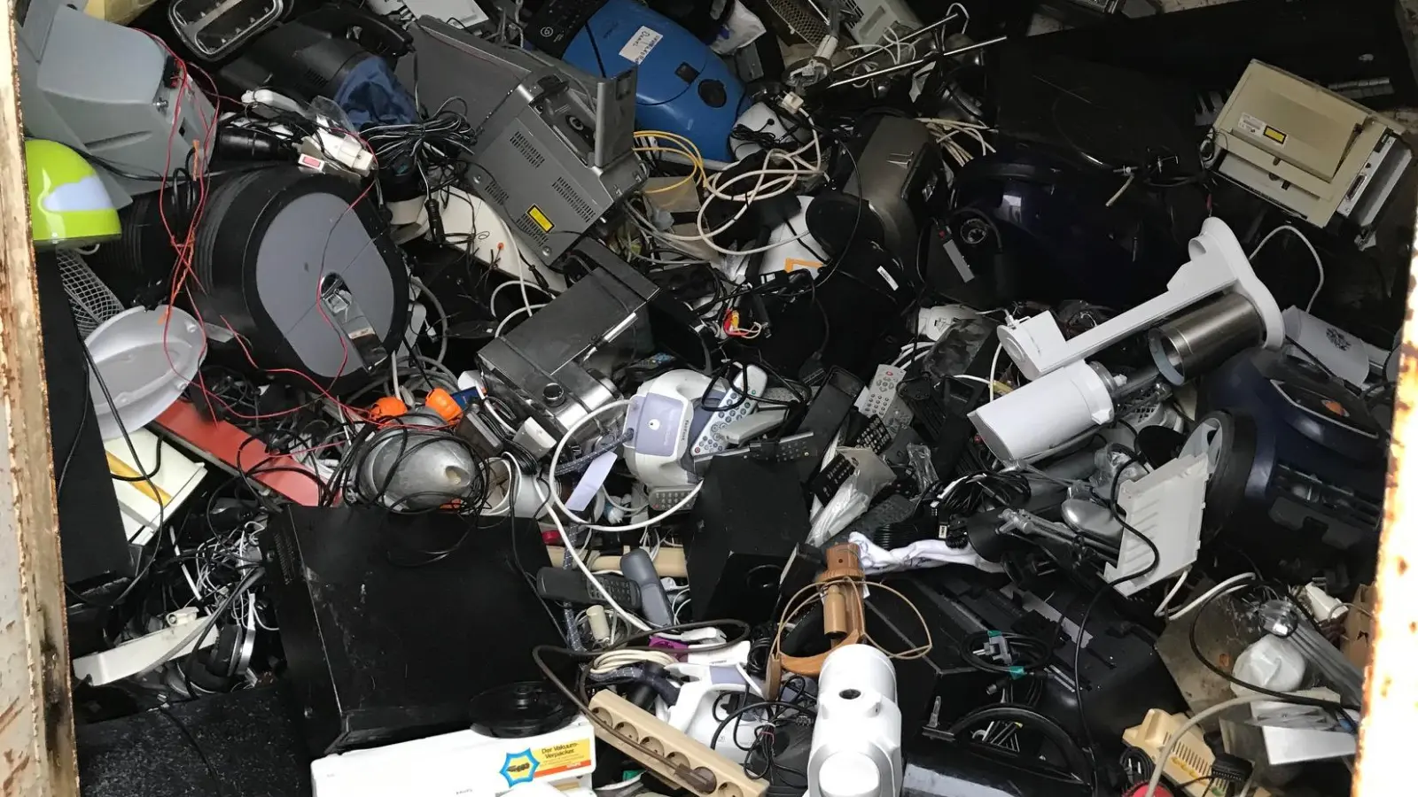 Defekte Elektrogeräte aller Art spielten eine wichtige Rolle im Berufungsverfahren gegen einen bekannten Landkreisbürger, das am Dienstag in Nürnberg stattfand. (Symbolbild: Silvia Schäfer)