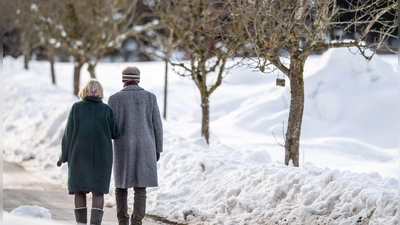 Heiraten? Nicht so wichtig. (Archivbild) (Foto: Lino Mirgeler/dpa)