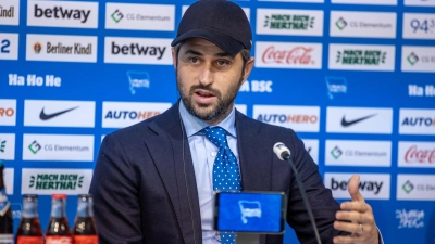 777 Partners-Gründer Josh Wander stieg 2023 als Investor bei Hertha ein. Nun wurde er wegen möglichen Betrugs angeklagt. (Foto: Andreas Gora/dpa)