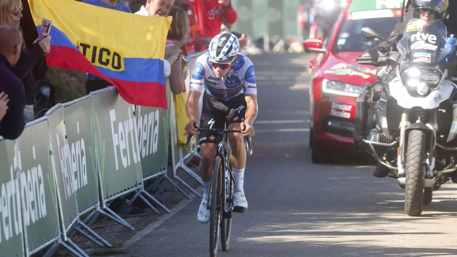 Holte sich bei der letzten Vuelta-Bergankunft den Tagessieg: Remco Evenepoel. (Foto: Pep Dalmau/Belga/dpa)