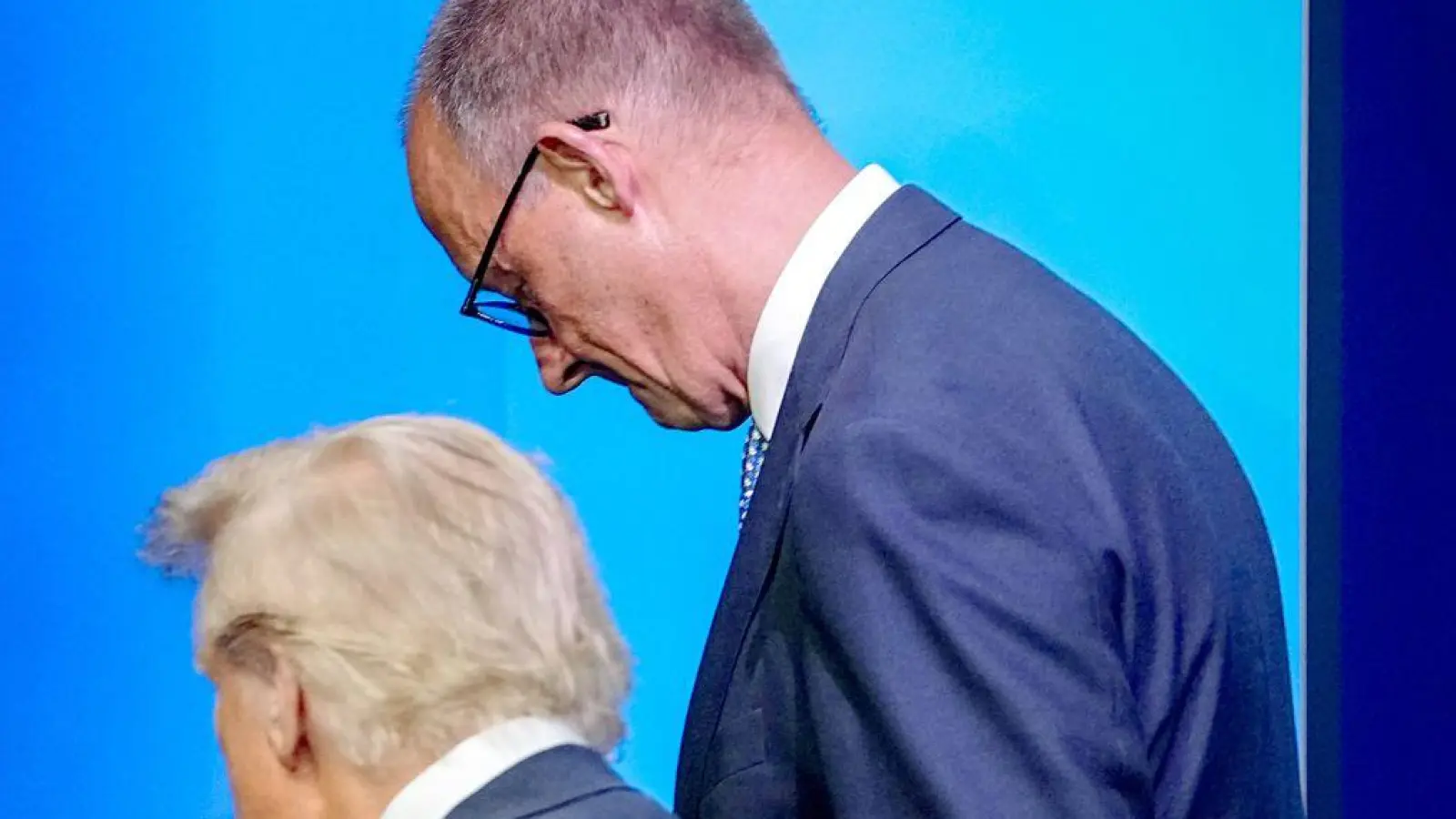 Merz will erst mit Trump und dessen Vize JD Vance sprechen. (Archivbild) (Foto: Kay Nietfeld/dpa)