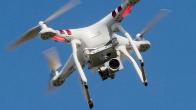 Der Laserspezialist Trumpf steigt in die Rüstung ein. (Symbolbild) (Foto: Julian Stratenschulte/dpa)