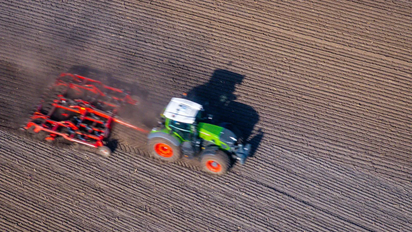 Die Branche will für Fachkräfte attraktiv bleiben. (Symbolbild) (Foto: Jens Büttner/dpa)