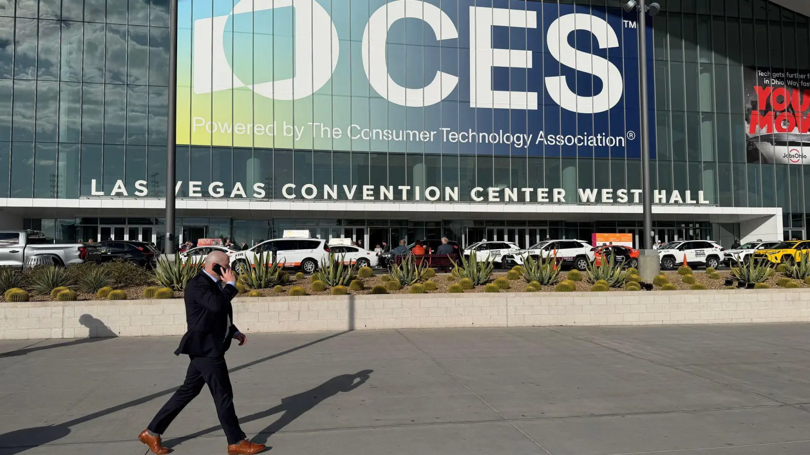 Zu den wichtigsten Trends der CES gehören in diesem Jahr Anwendungen Künstlicher Intelligenz. (Foto: Christoph Dernbach/dpa)