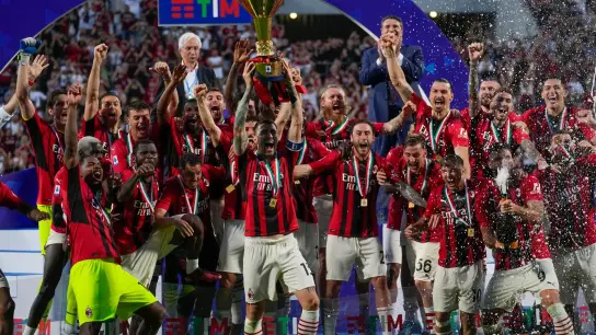 Der AC Mailand gewinnt die italienische Meisterschaft. (Foto: Antonio Calanni/AP/dpa)