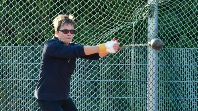 Agnes Düll bei der EM auf Madeira beim Hammerwurf. (Foto: Jochen Düll)
