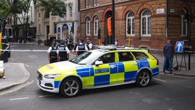 Mehrere Menschen wurden am Mittwoch in London niedergestochen. (Foto: James Manning/PA Wire/dpa)