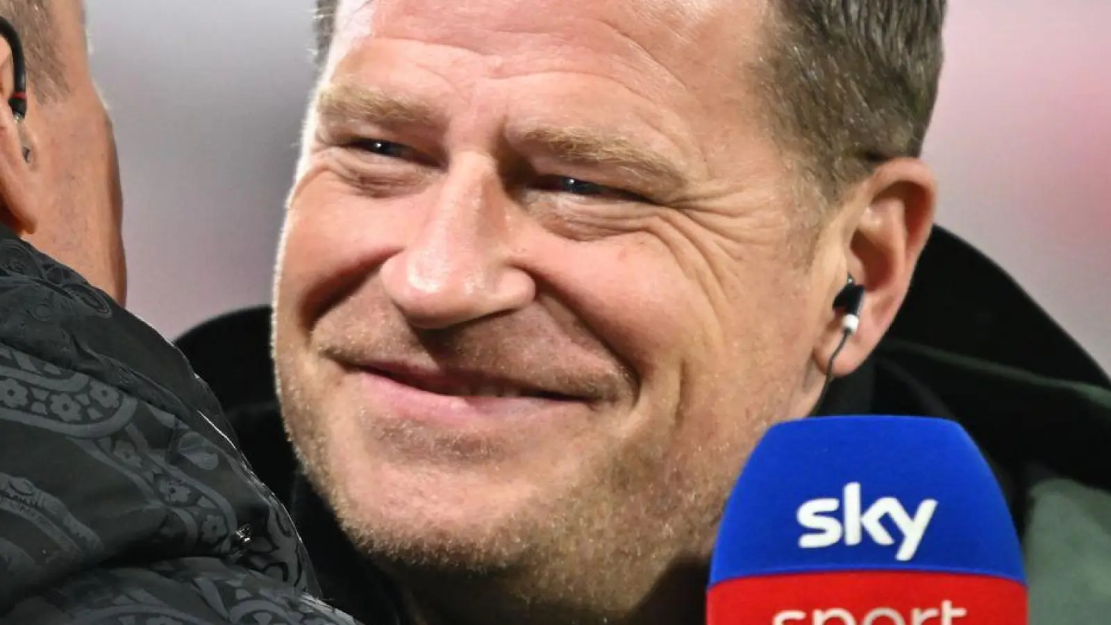 Matthäus (links) und Eberl kennen sich - dass der Bayern-Manager gerade Spaß am Job hat, bezweifelt der TV-Experte. (Archiv-Foto) (Foto: Robert Michael/dpa)