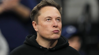 Elon Musk führt schon länger eine Fehde gegen den ChatGPT-Entwickler OpenAI. (Archivbild) (Foto: Matt Rourke/AP/dpa)
