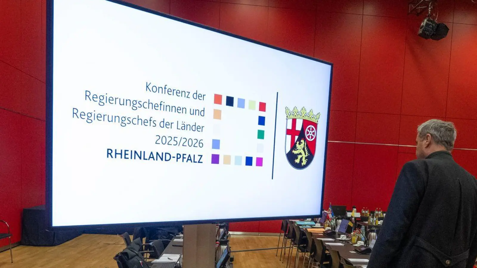Schon bei den vorangegangenen Ministerpräsidentenkonferenzen unter dem Vorsitz von Rheinland-Pfalz war es um die Bund-Länder-Finanzen gegangen. (Archivfoto) (Foto: Boris Roessler/dpa)