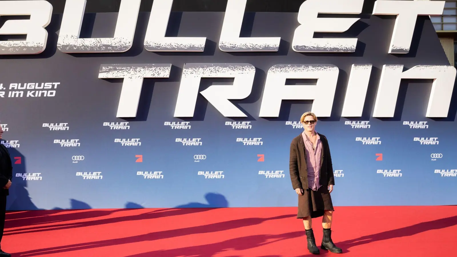 Der US-Schauspieler Brad Pitt kommt zur Deutschlandpremiere des Kinofilms „Bullet Train“ nach Berlin. (Foto: Christoph Soeder/dpa)