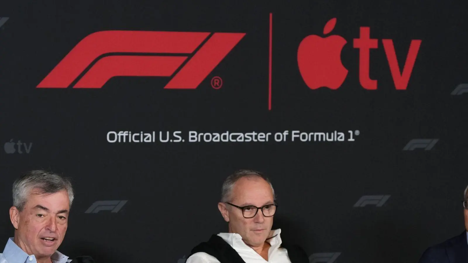 Alle sind gespannt, was aus der Partnerschaft der Formel 1 mit Apple entstehen kann.  (Foto: Eric Gay/AP/dpa)