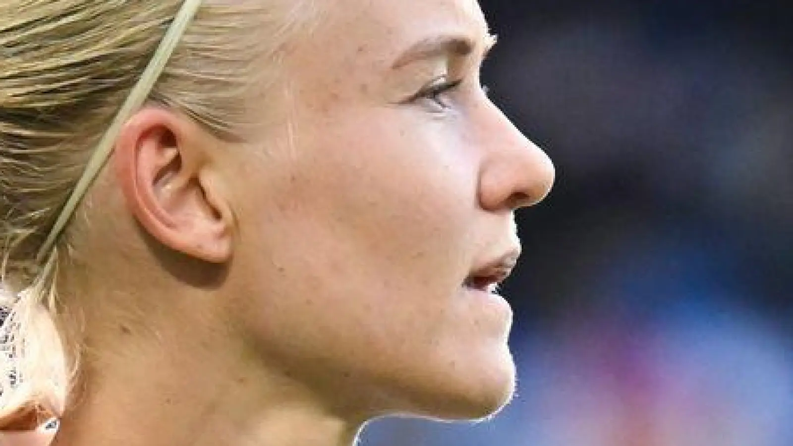 Muss verletzt pausieren: Pernille Harder. (Foto: Sebastian Christoph Gollnow/dpa)