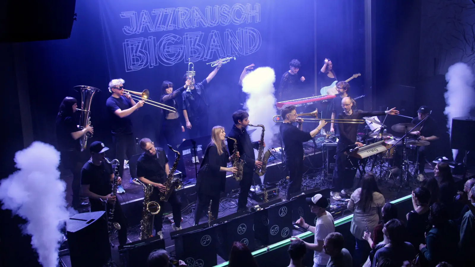 Macht mächtig Dampf: die Jazzrausch Bigband. (Foto: Jens Plackner)