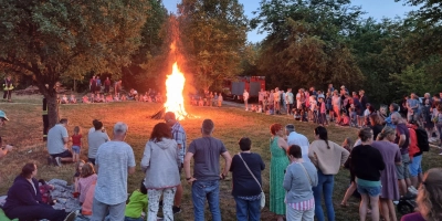 Auch dieses Jahr finden wieder in Westmittelfranken zahlreiche Sonnwendfeuer statt, wie hier in Hagenbüchach. (Archivbild: Rainer Weiskirchen)
