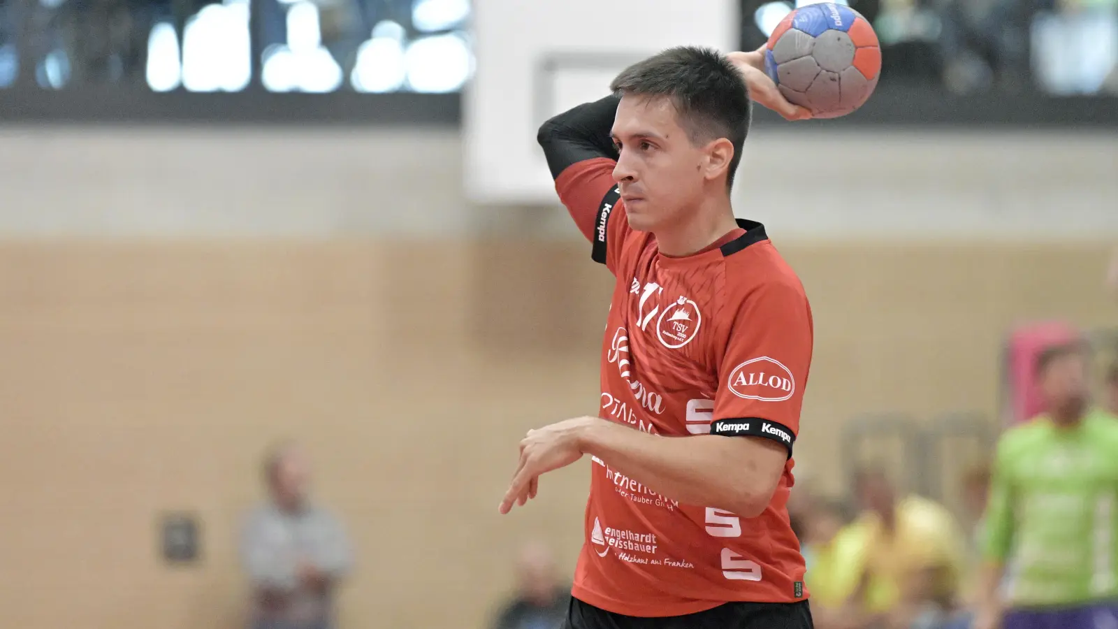 Nikola Stojanov steuerte sechs Tore zum Rothenburger Sieg beim HBC Nürnberg bei. (Foto: Martin Rügner)