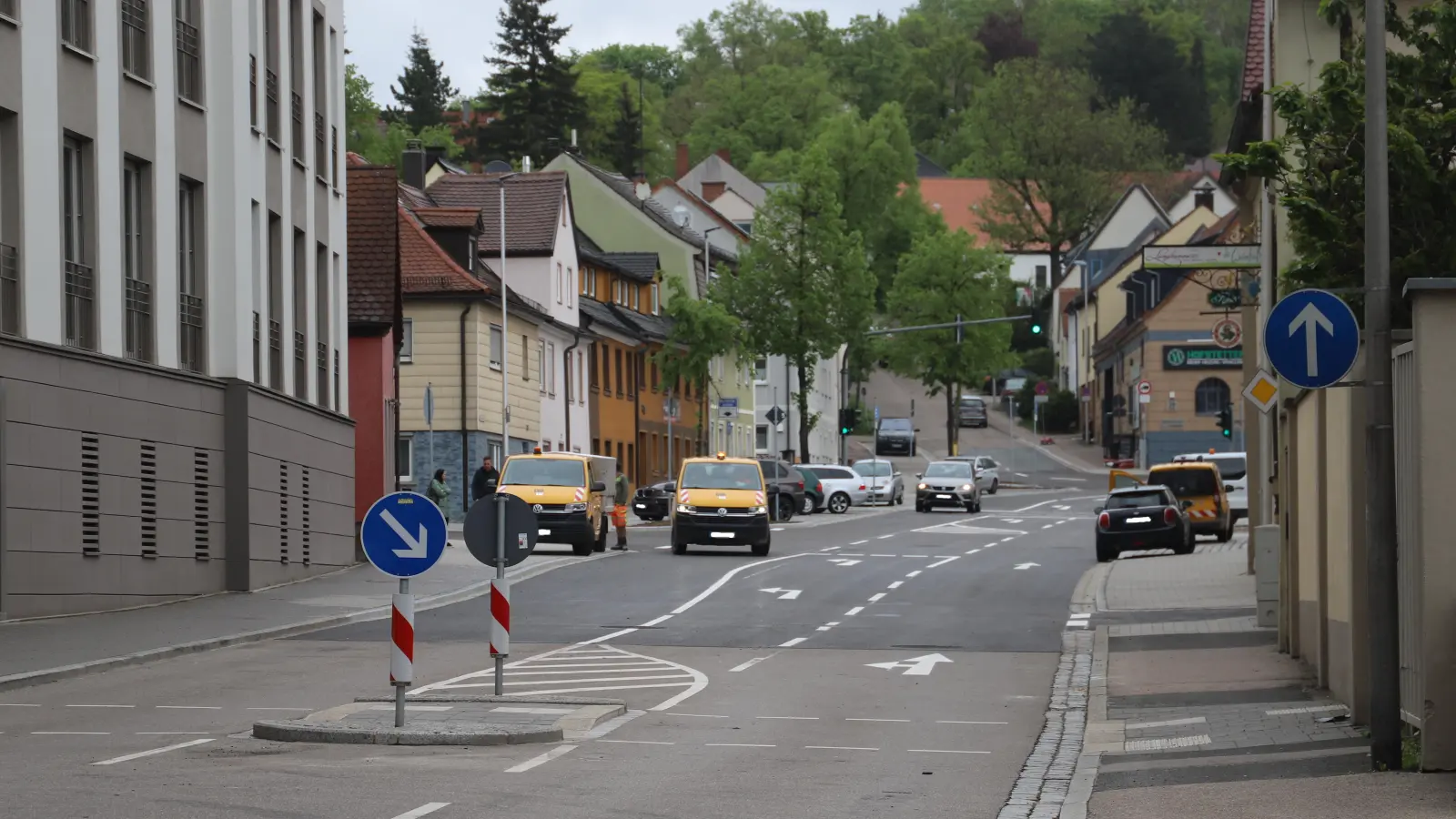 Seit Freitag gegen Mittag: Die Ansbacher Schloßstraße ist wieder offen. (Foto: Oliver Herbst)