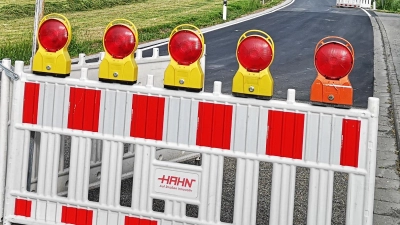 Die Sperrung, wie hier in Bellershausen, wird am Freitag offiziell aufgehoben.  (Foto: Jürgen Binder)