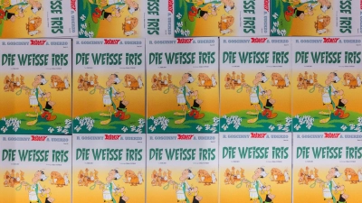 Der Asterix-Band Nummer 40 heißt „Die Weiße Iris“. (Foto: Rolf Vennenbernd/dpa)