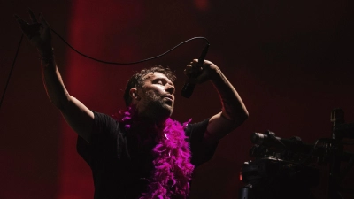 Der Brite Damon Albarn steckt hinter der virtuellen Band Gorillaz. (Foto: Roni Rekomaa/Lehtikuva/dpa)