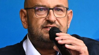 Der bayerische AfD-Landeschef fordert von den Kirchen, sich politisch nicht einzumischen. (Foto: Sven Hoppe/dpa)