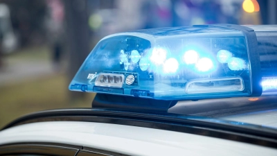 Die Polizei ermittelt. (Symbolbild) (Foto: Daniel Vogl/dpa)