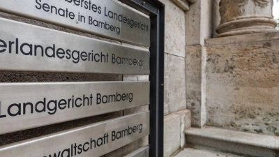 Außenansicht der Justizbehörden Bamberg. (Foto: Daniel Karmann/dpa/Archivbild)