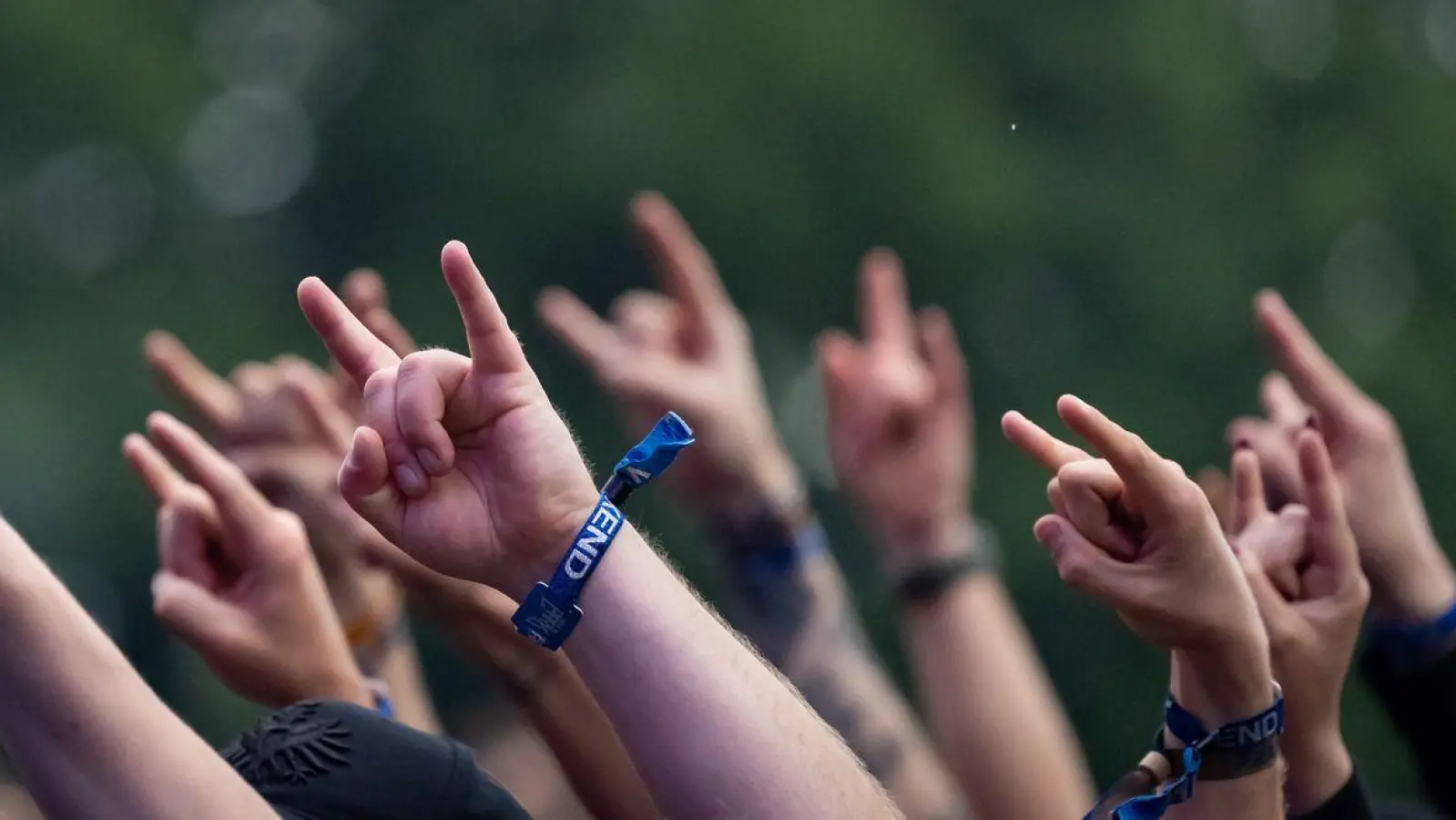 Rock am Ring und sein Zwillingsfestival Rock im Park finden im kommenden Jahr vom 5. bis zum 7. Juni statt. (Archivbild) (Foto: Daniel Karmann/dpa)