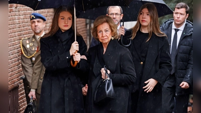 Die spanische Königsfamilie hat bei einer Trauerfeier Abschied von Irene von Griechenland, der Schwester der spanischen Altkönigin Sofía, genommen.  (Foto: José Ruiz/EUROPA PRESS/dpa)