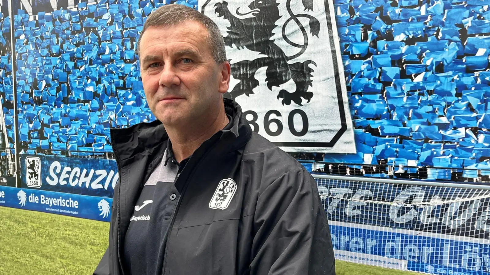 Manfred Paula, Interims-Geschäftsführer des TSV 1860 München will zeitnah den neuen Trainer bekanntgeben. (Archivbild) (Foto: Christian Kunz/dpa)