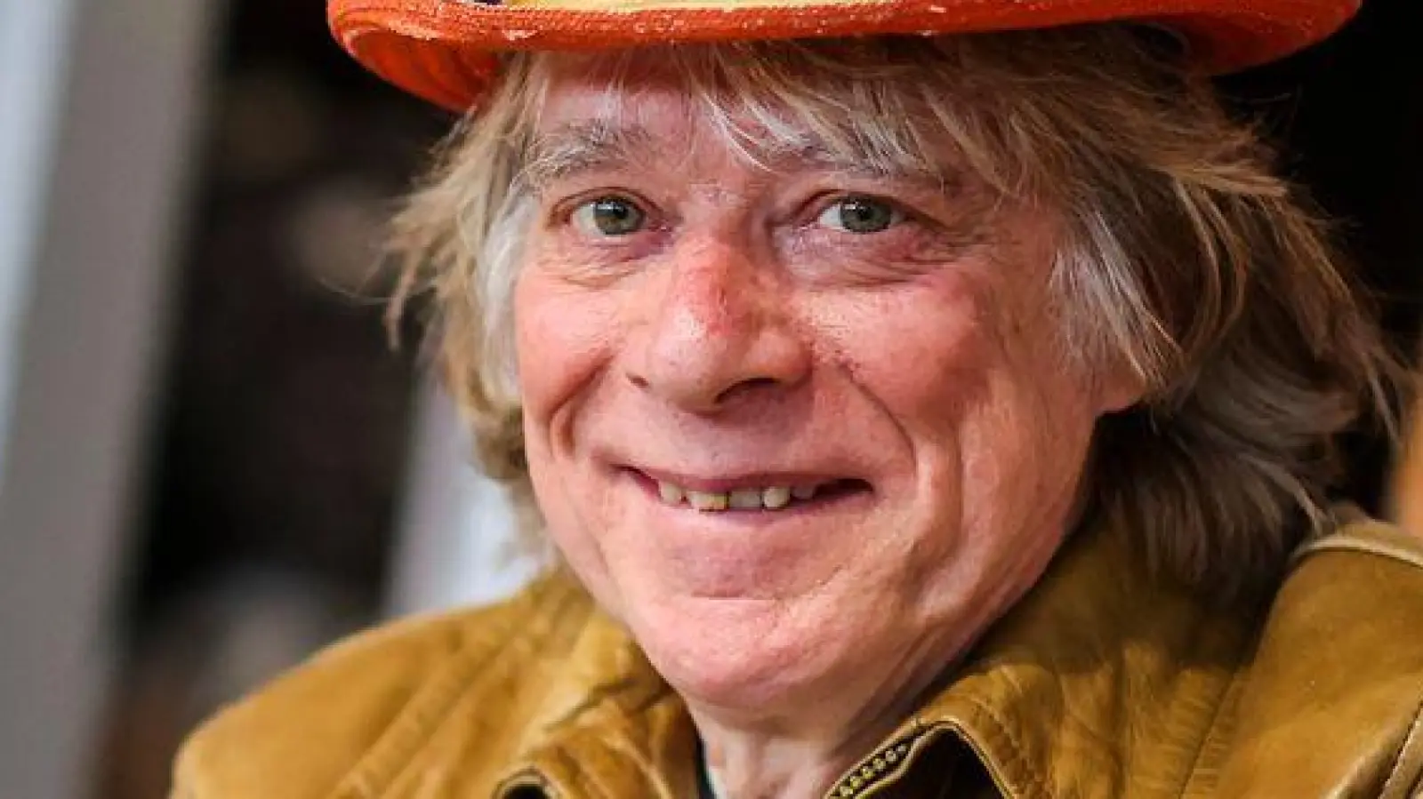 Sogenannte Künstliche Intelligenz nennt der Komiker „KI-Kram“ - Helge Schneider mag deutliche Worte. (Archivbild) (Foto: Christoph Reichwein/dpa)