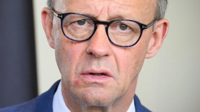 Kanzler Merz will russischen Kämpfern möglichste die Einreise in die EU verbieten. (Archivbild) (Foto: Bernd von Jutrczenka/dpa)