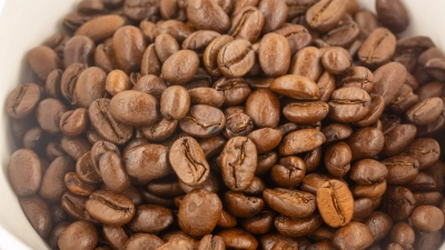 Die Preise für Kaffee sind in den vergangenen Jahren stark gestiegen. (Foto: Fernando Gutierrez-Juarez/dpa)