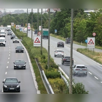 Etwa 60.000 Fahrzeuge aus Nürnberg und der Metropolregion rollen nach Angaben der Stadt täglich über die Verkehrsachse. (Archivbild) (Foto: Daniel Löb/dpa)