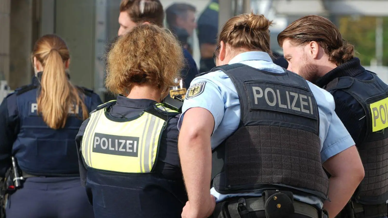  Zu der Explosion kam es in der Nähe des Augsburger Hauptbahnhofs. (Foto: Felix Kirberg/dpa)