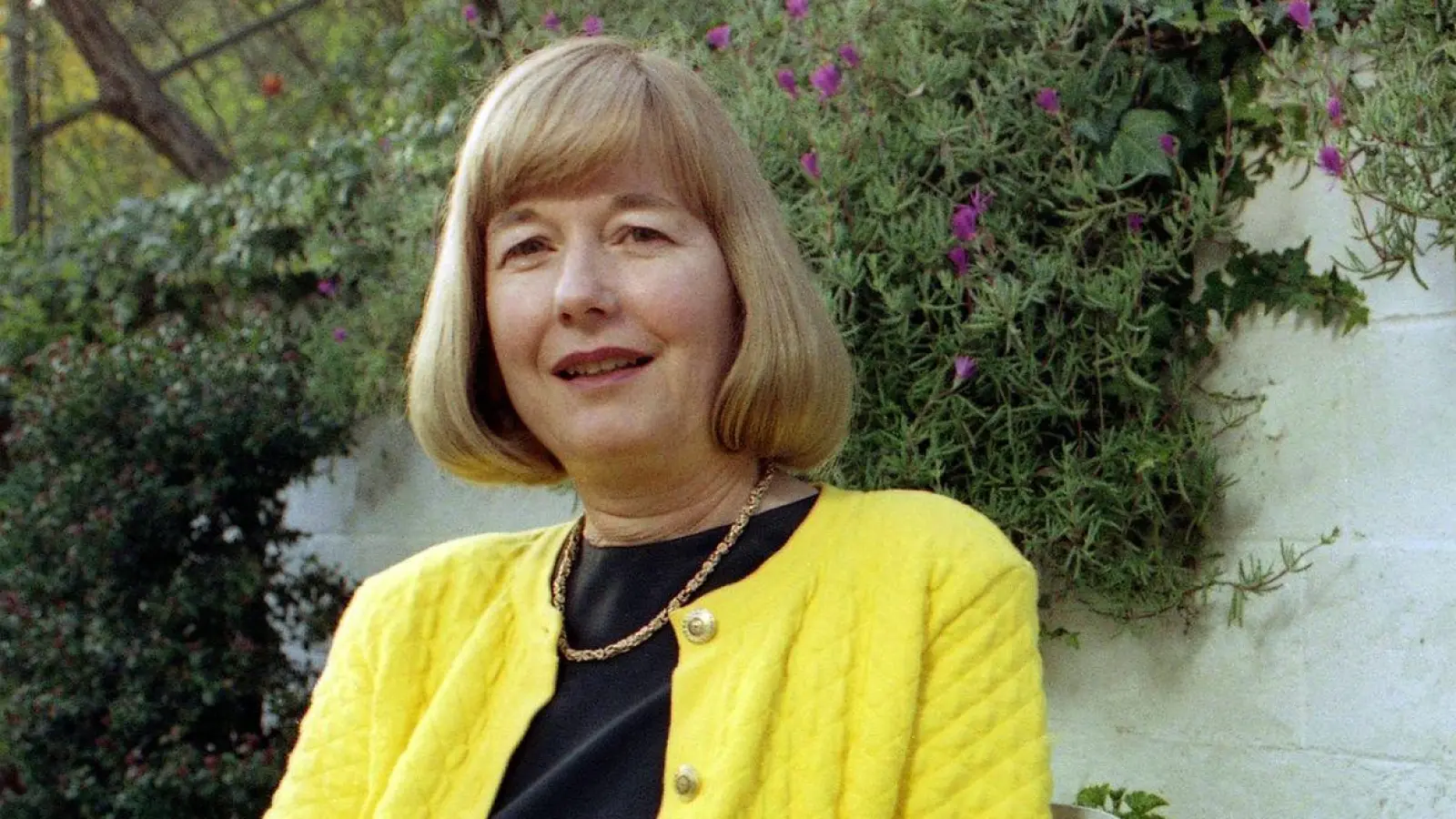 Eleanor Coppola sitzt im Januar 1992 in ihrem Haus in Los Angeles. (Foto: Craig Fujii/AP)
