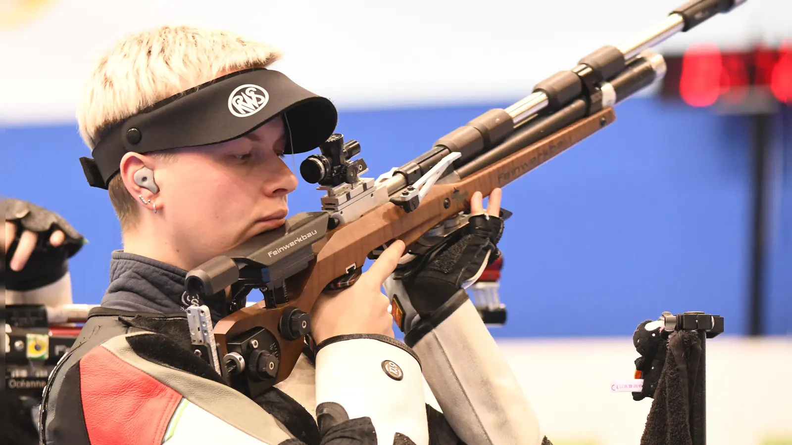 „Sehr niedergeschlagen“: Hanna Bühlmeyer, hier bei der Europameisterschaft, landete mit dem Luftgewehr als drittbeste Deutsche auf Platz 25. (Foto: Jürgen Heise)